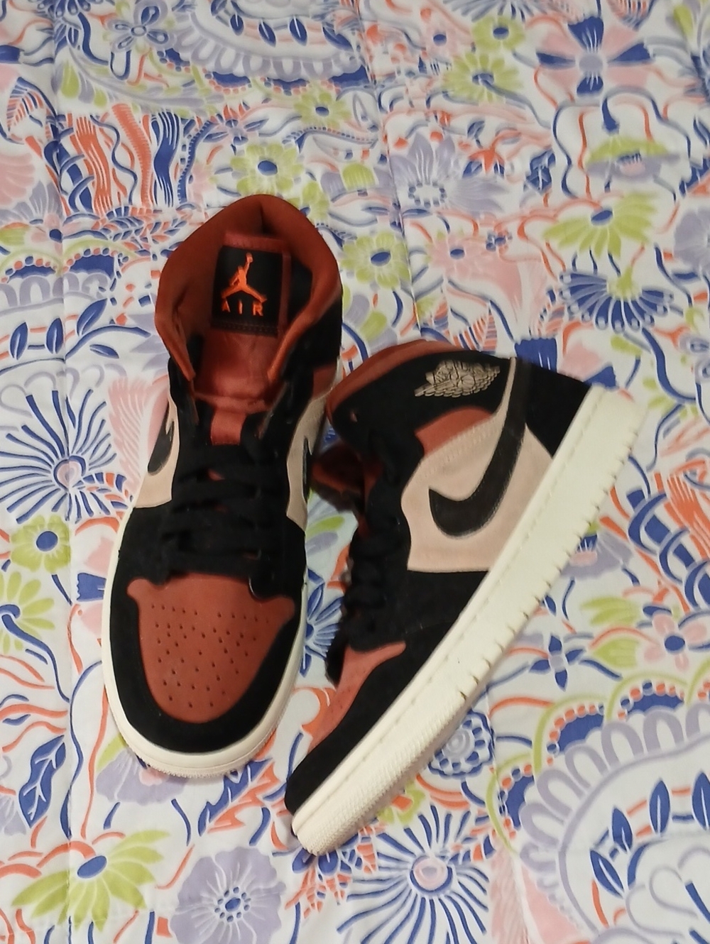 Jordan High "Canyon Rust" - Picture 2 of 5